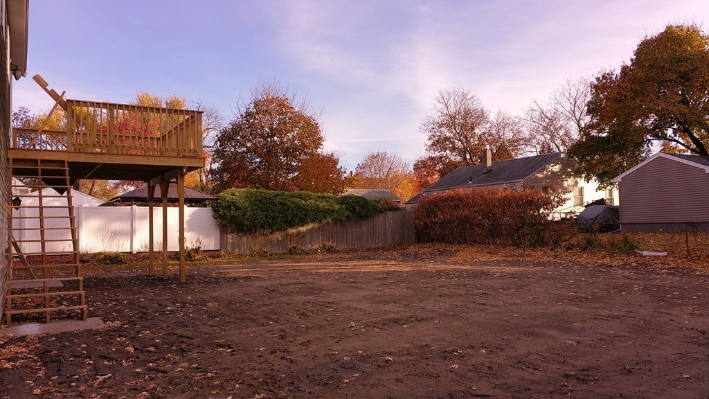 49 Mount Vernon Road Chicopee, MA 01013 - Photo 27 of 30 Gallery Image 27