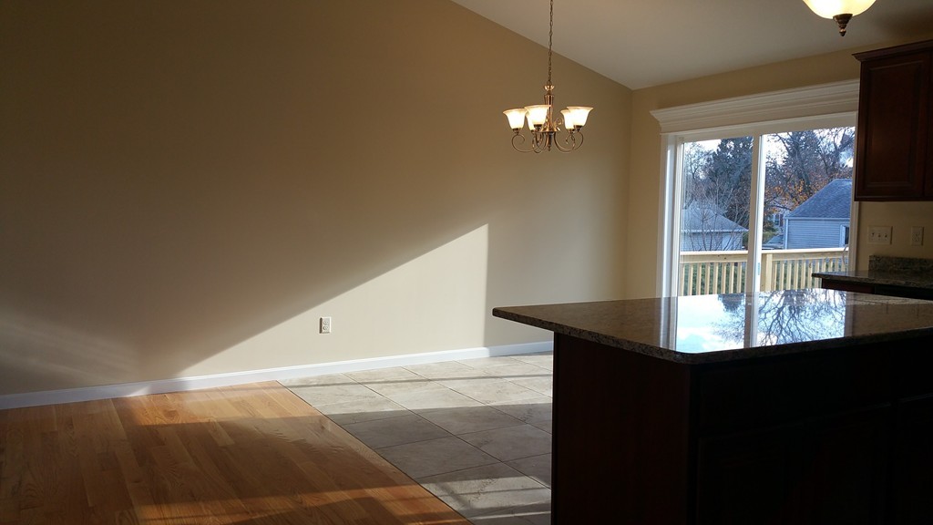 49 Mount Vernon Road Chicopee, MA 01013 - Photo 6 of 30 Gallery Image 6