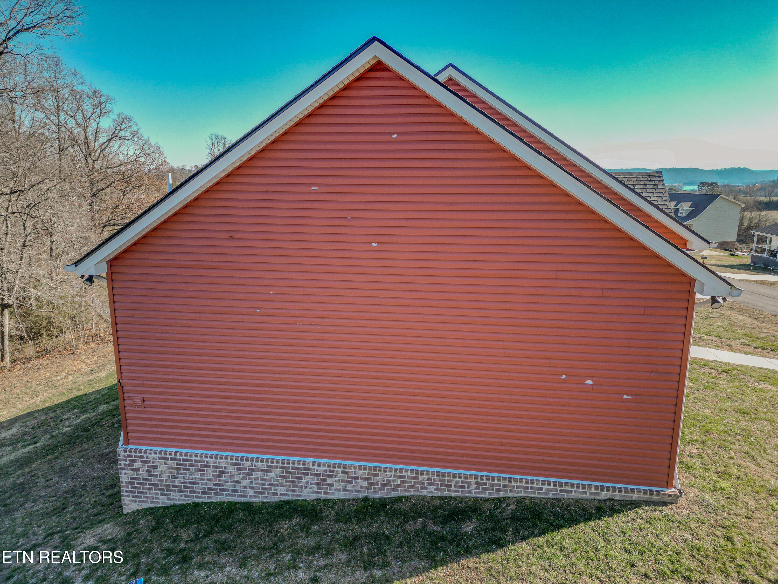 194 Pleasant Ridge Lane Bean Station, TN 37708 - Photo 12 of 43 20250109-dji_fly_20250109_142654_51_1736