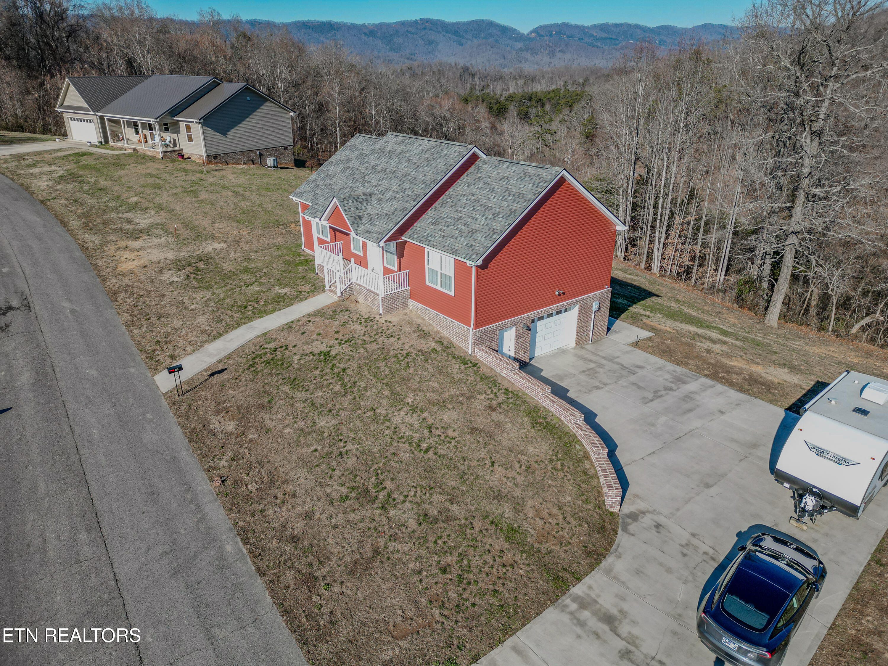 194 Pleasant Ridge Lane Bean Station, TN 37708 - Photo 13 of 43 20250109-dji_fly_20250109_142712_52_1736