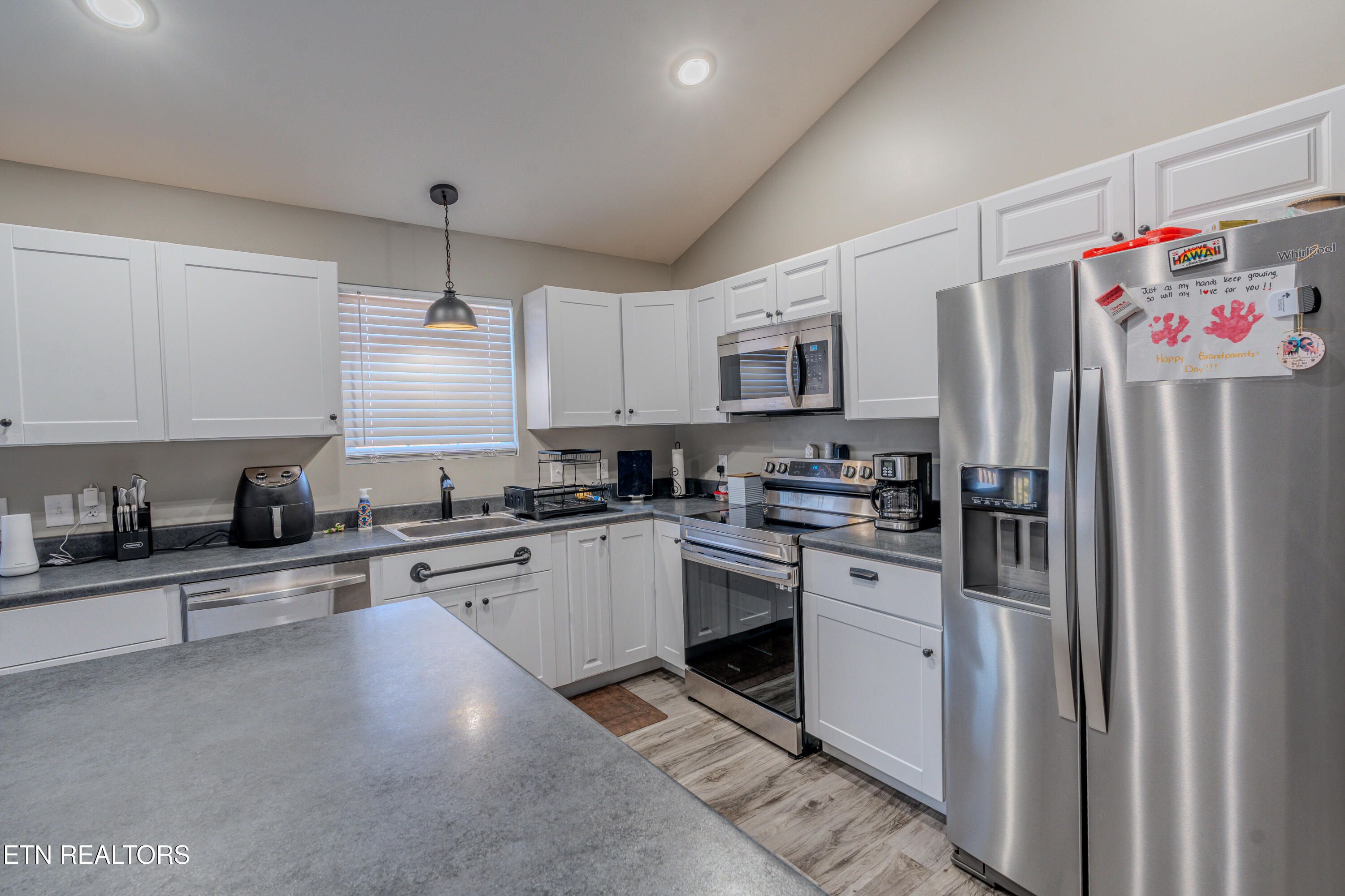 194 Pleasant Ridge Lane Bean Station, TN 37708 - Photo 25 of 43 20250109-20250109-DSC04836-HDR