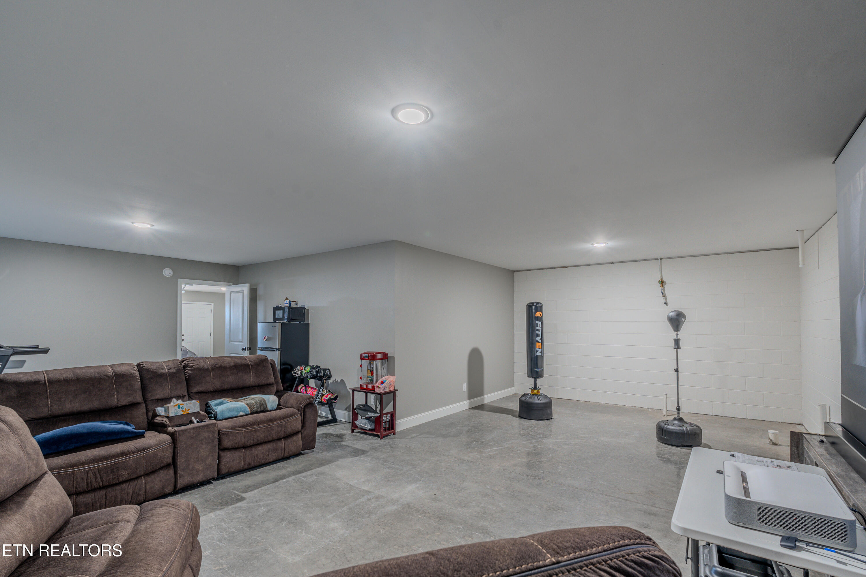 194 Pleasant Ridge Lane Bean Station, TN 37708 - Photo 42 of 43 20250109-20250109-DSC04956-HDR