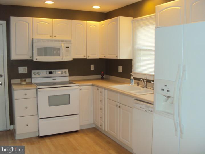 747 Rambler Road Warminster, PA 18974 - Photo 5 of 22 Gallery Image 5