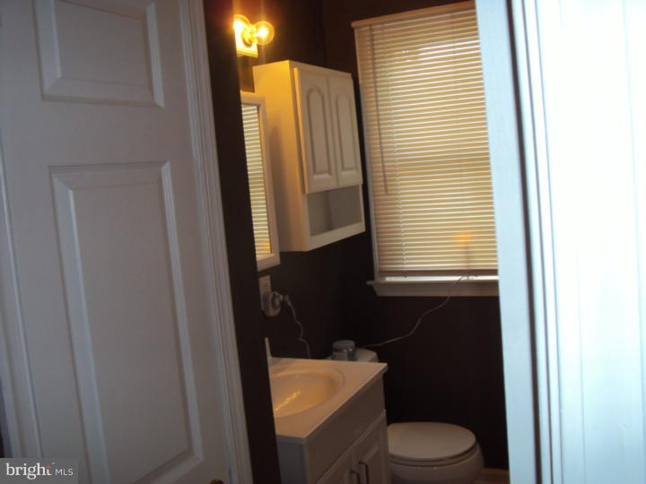 747 Rambler Road Warminster, PA 18974 - Photo 8 of 22 Gallery Image 8