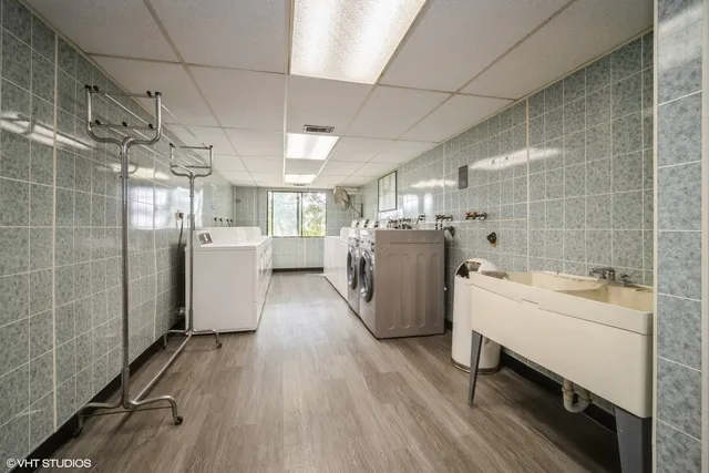 $264,900 | 350 Plum Creek Drive, Unit 206, Wheeling, IL 60090