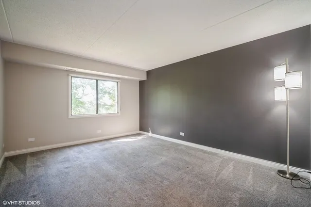 $264,900 | 350 Plum Creek Drive, Unit 206, Wheeling, IL 60090