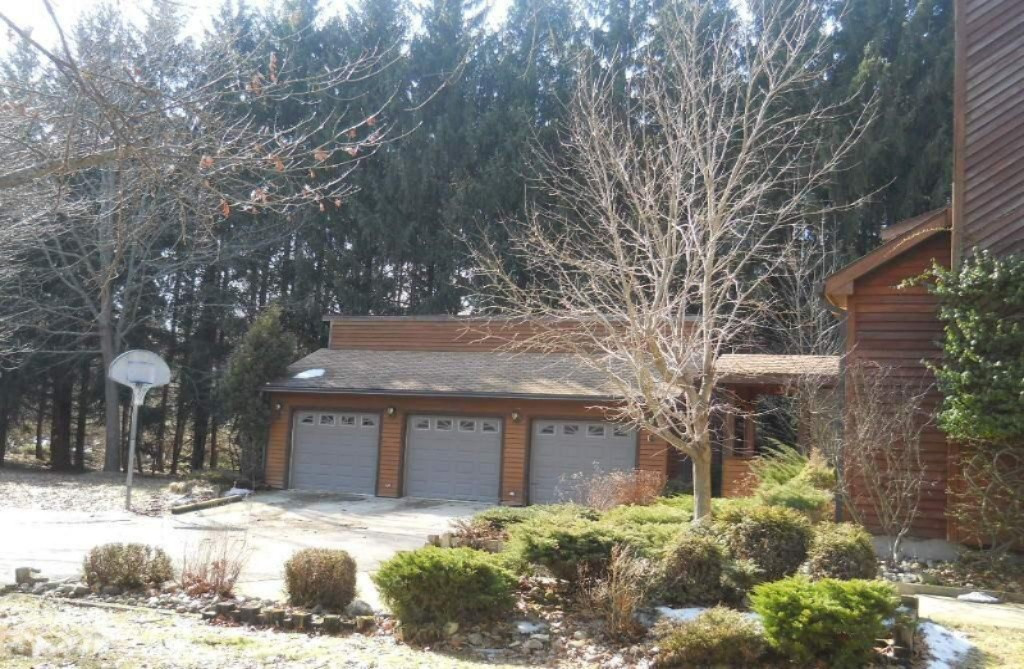 4074 Red Apple Road Manistee, MI 49660 - Photo 6 of 21 DSCN4085 - Copy