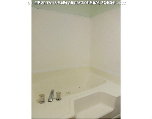 1245 Vorpe Road St. Albans, WV 25177 - Photo 10 of 16 Master Bath/Spa. Soak in the Fabulous Garden Tub!