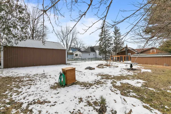 $189,900 | 416 South Farmer Street, Princeton, WI 54968