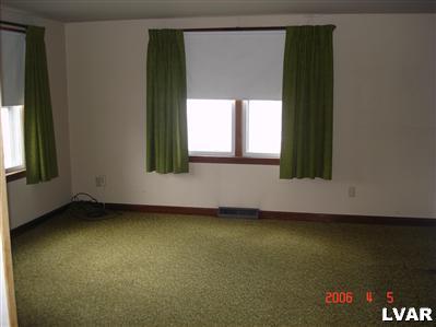 353 West Street Bath, PA 18014 - Photo 6 of 9 an empty room with a window