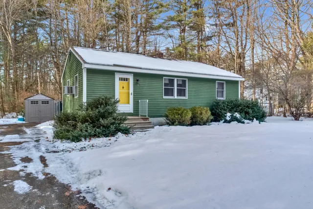 $385,000 | 3 South Branch Drive, Gorham, ME 04038
