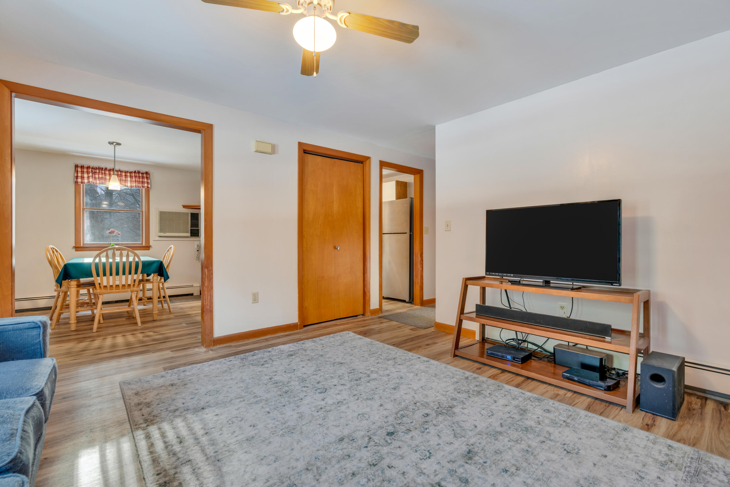 3 South Branch Drive Gorham, ME 04038 - Photo 8 of 30 Livingroom