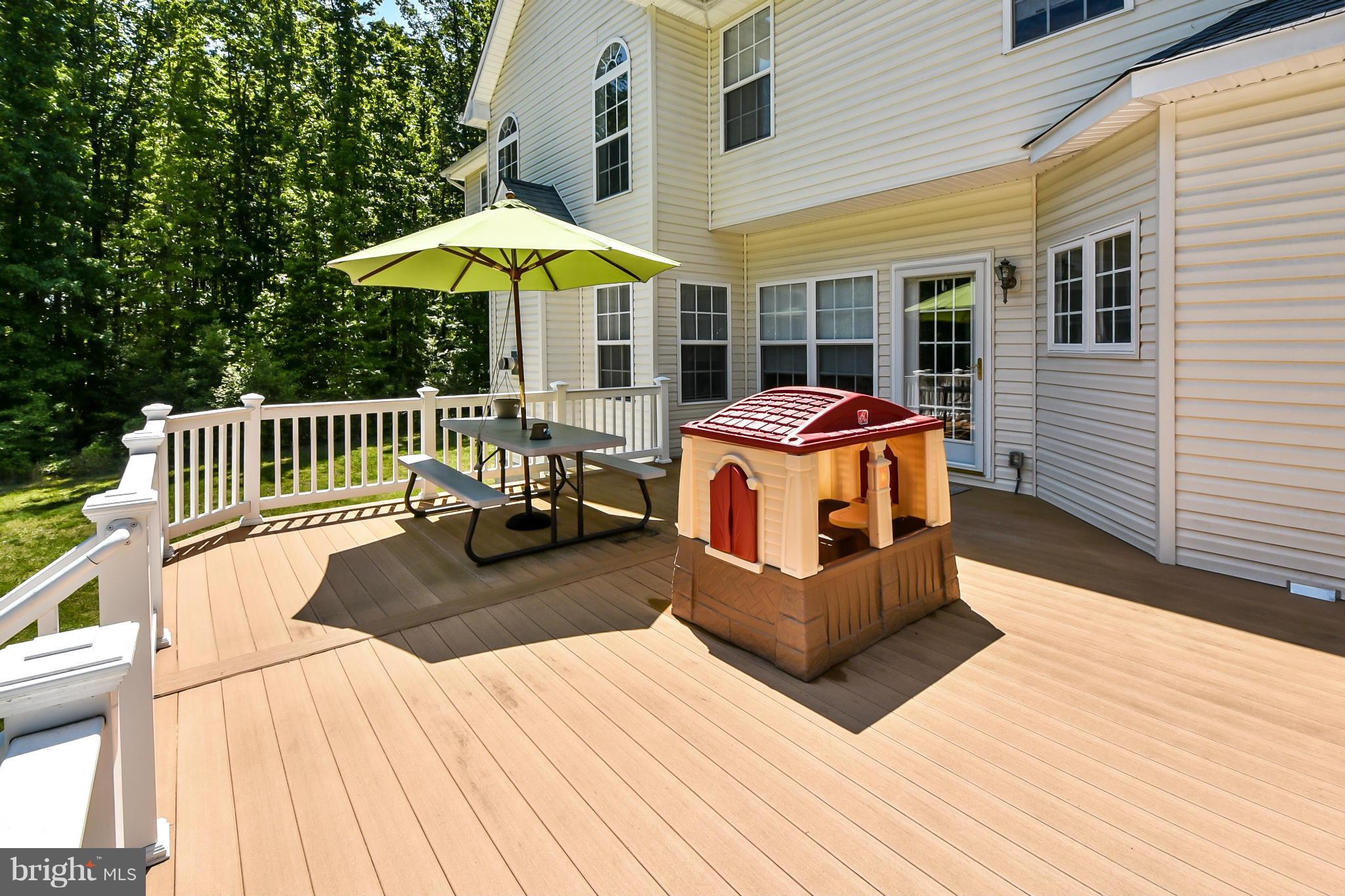 13985 Round Hill Road King George, VA 22485 - Photo 29 of 30 Awesome Deck