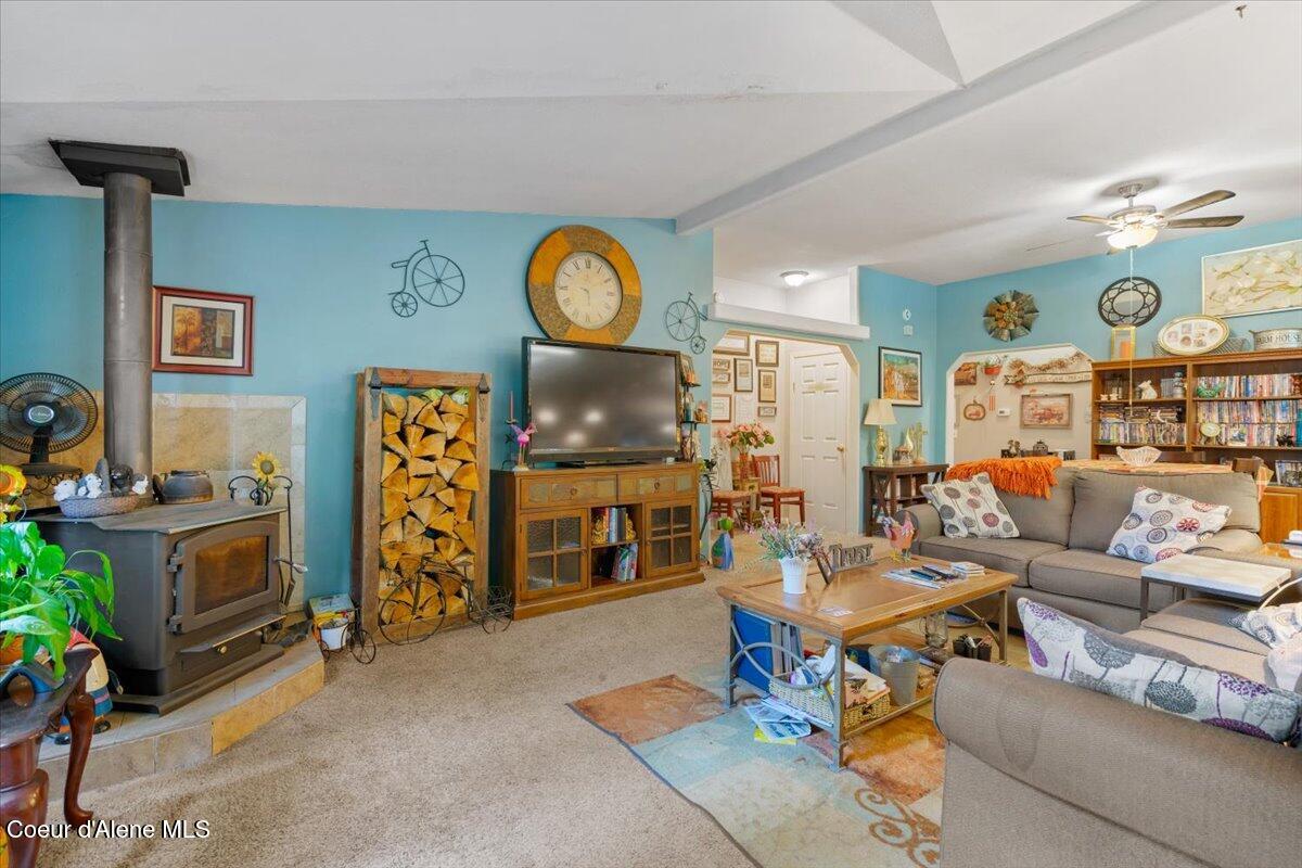 9864 Bottle Bay Road Sagle, ID 83860 - Photo 18 of 35 18-Family Room