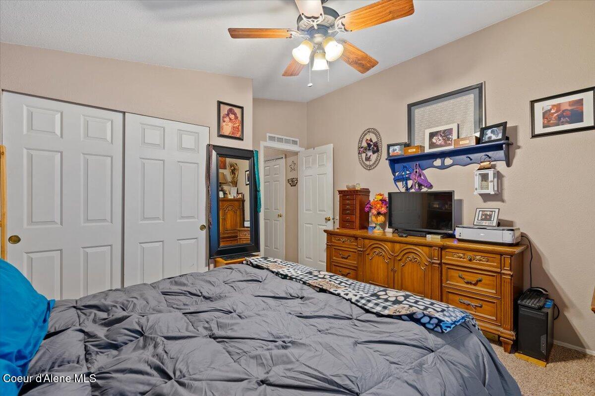 9864 Bottle Bay Road Sagle, ID 83860 - Photo 25 of 35 25-Bedroom 2