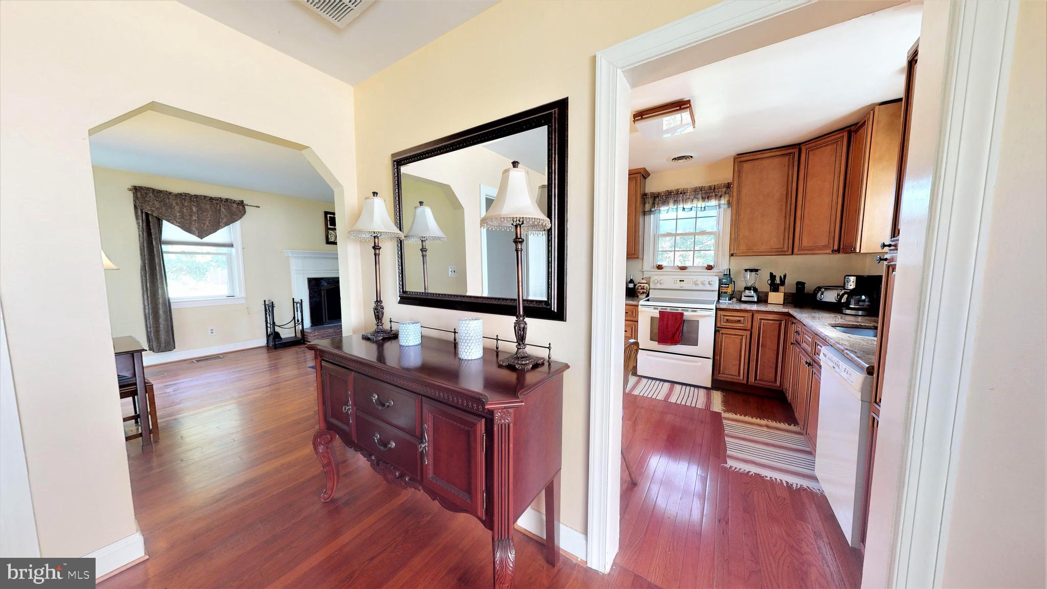 4525 Henderson Road Temple Hills, MD 20748 - Photo 8 of 46 Gallery Image 8