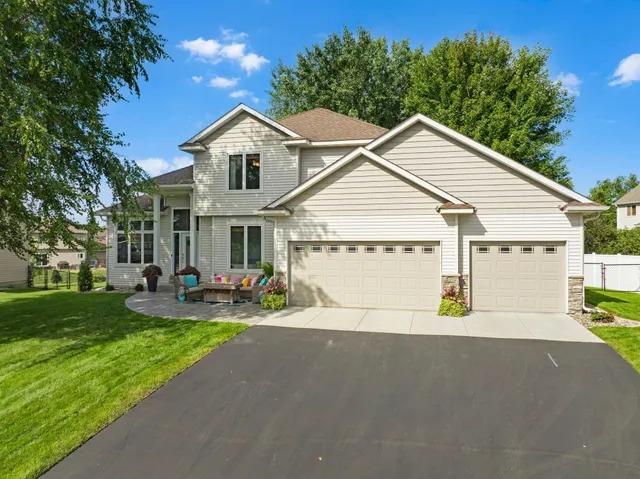 $525,000 | 20621 Fruitwood Path, Lakeville, MN 55044