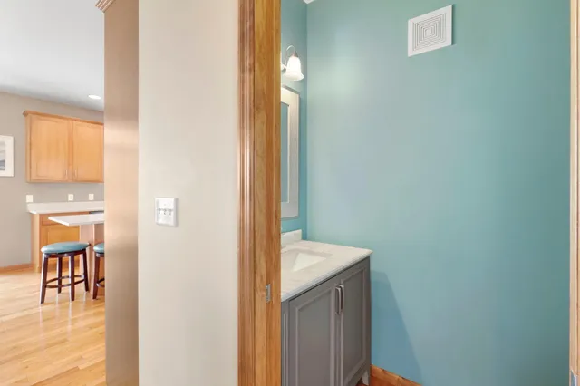 $525,000 | 20621 Fruitwood Path, Lakeville, MN 55044