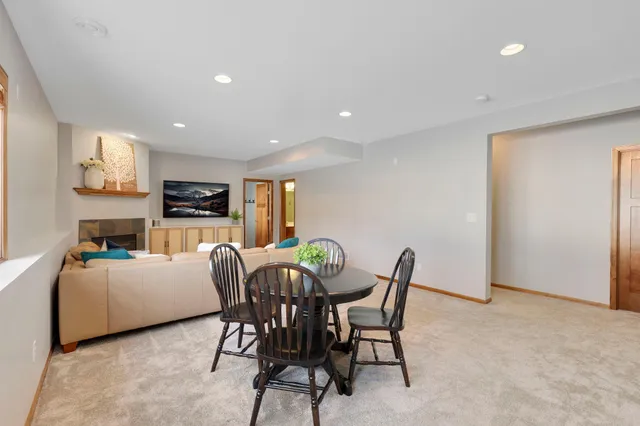 $525,000 | 20621 Fruitwood Path, Lakeville, MN 55044