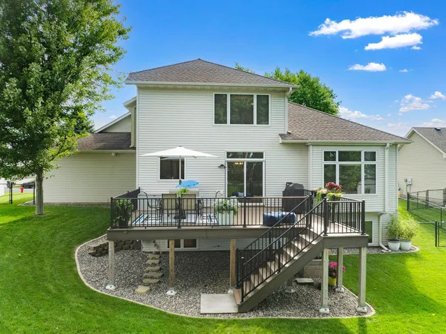 $525,000 | 20621 Fruitwood Path, Lakeville, MN 55044
