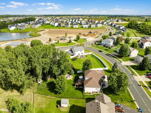 $525,000 | 20621 Fruitwood Path, Lakeville, MN 55044