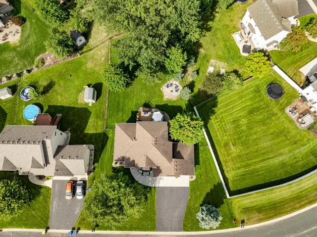 $525,000 | 20621 Fruitwood Path, Lakeville, MN 55044