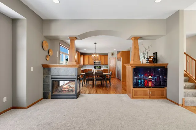 $525,000 | 20621 Fruitwood Path, Lakeville, MN 55044