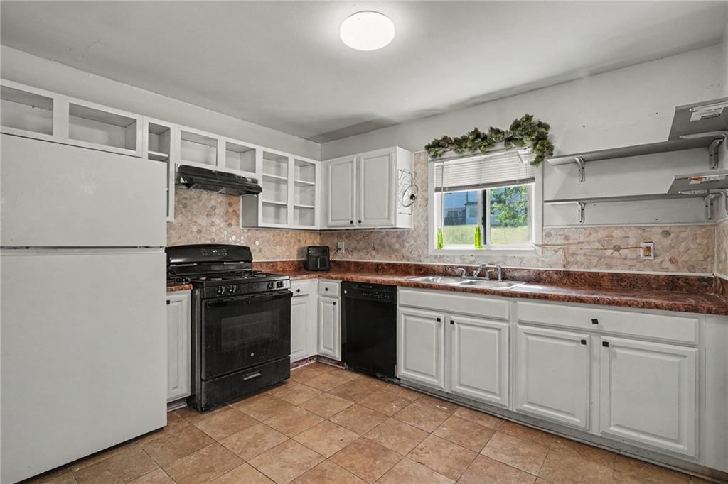 3797 Flakes Mill Road Decatur, GA 30034 - Photo 4 of 34 Gallery Image 4