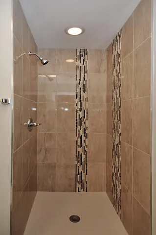 $2,600 | 117 Wilshire Drive, Wheeling, IL 60090