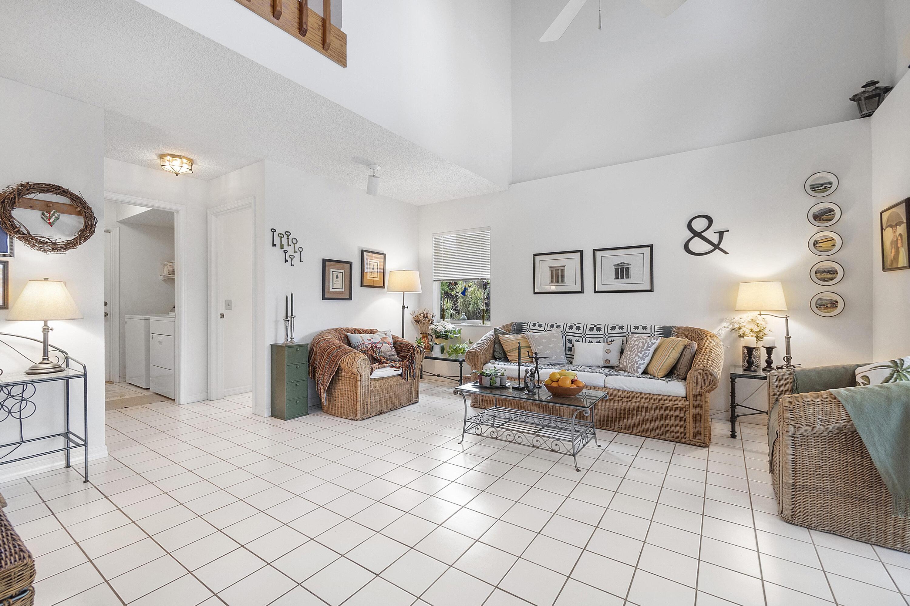 1401 Southwest 18th Street Boca Raton, FL 33486 - Photo 12 of 39 Family Room off Kitchen