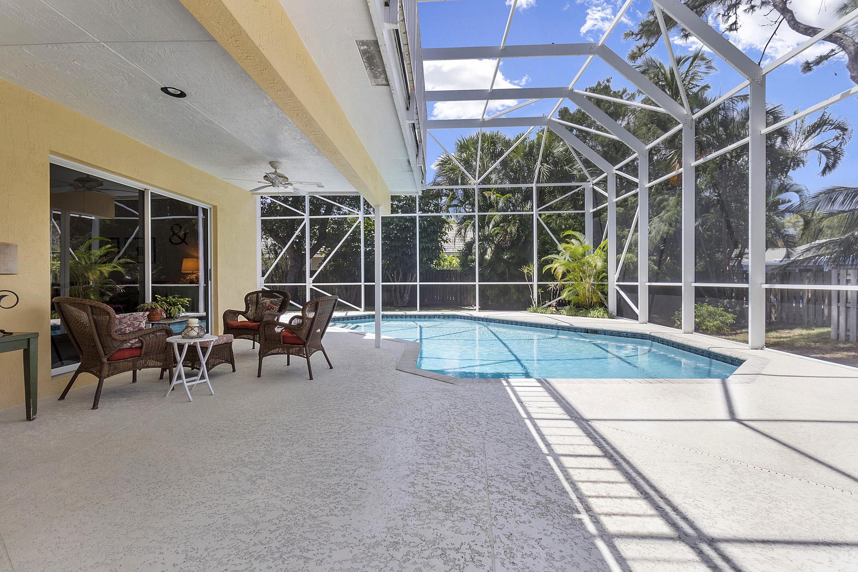 1401 Southwest 18th Street Boca Raton, FL 33486 - Photo 29 of 39 Pool / Patio
