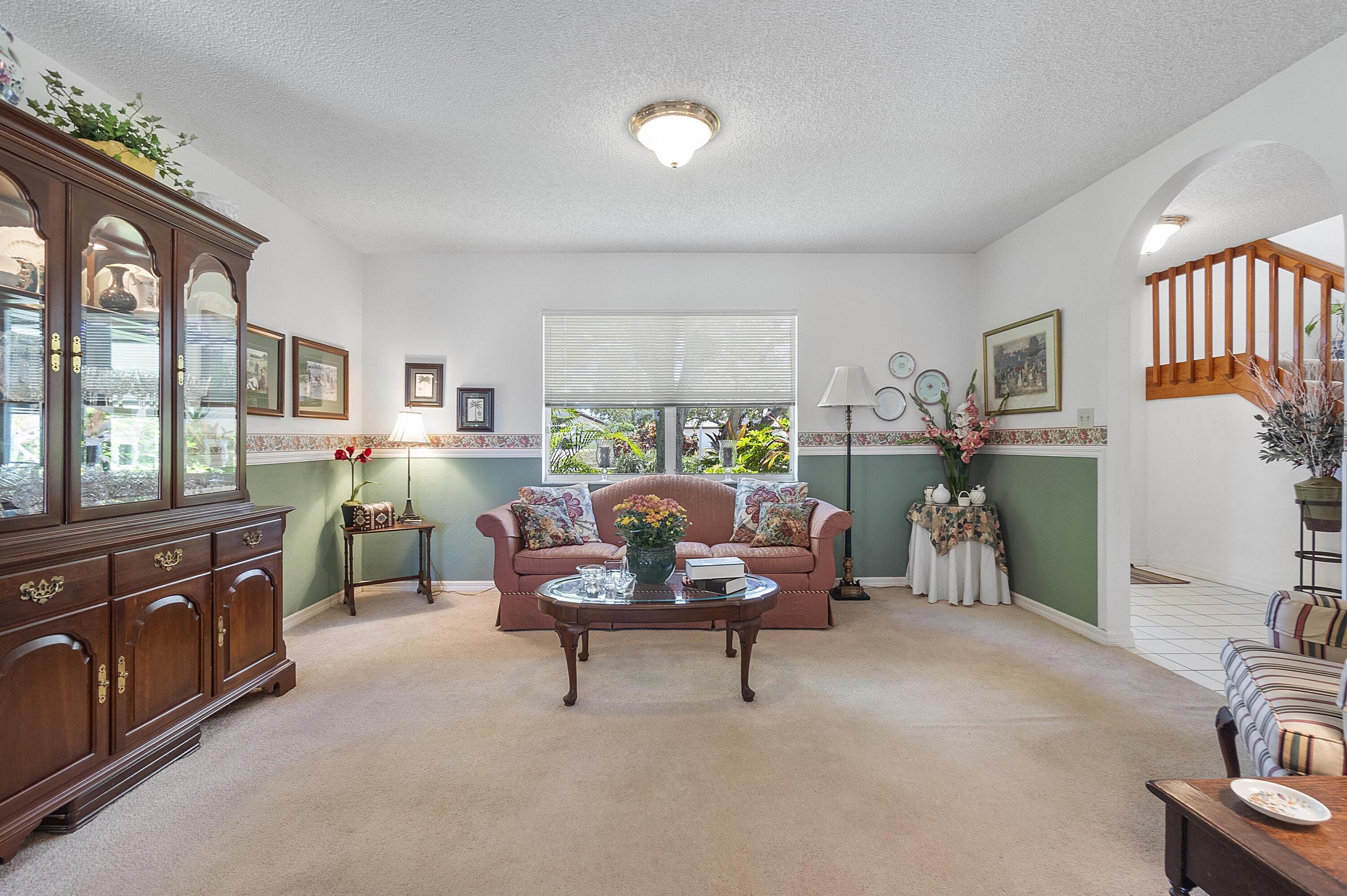 1401 Southwest 18th Street Boca Raton, FL 33486 - Photo 4 of 39 Living Room