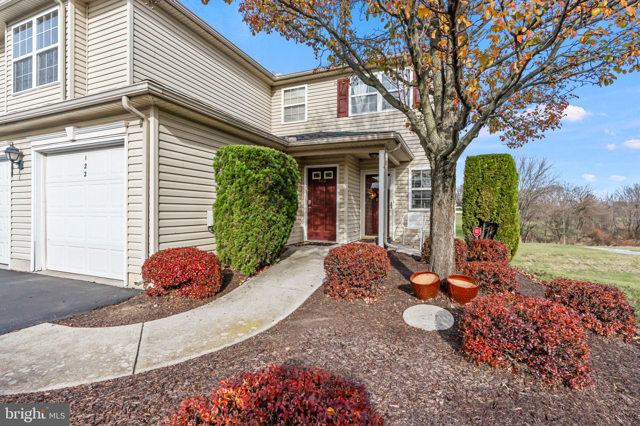 122 Sparrow Road Hummelstown, PA 17036 - Photo 2 of 26 Gallery Image 2
