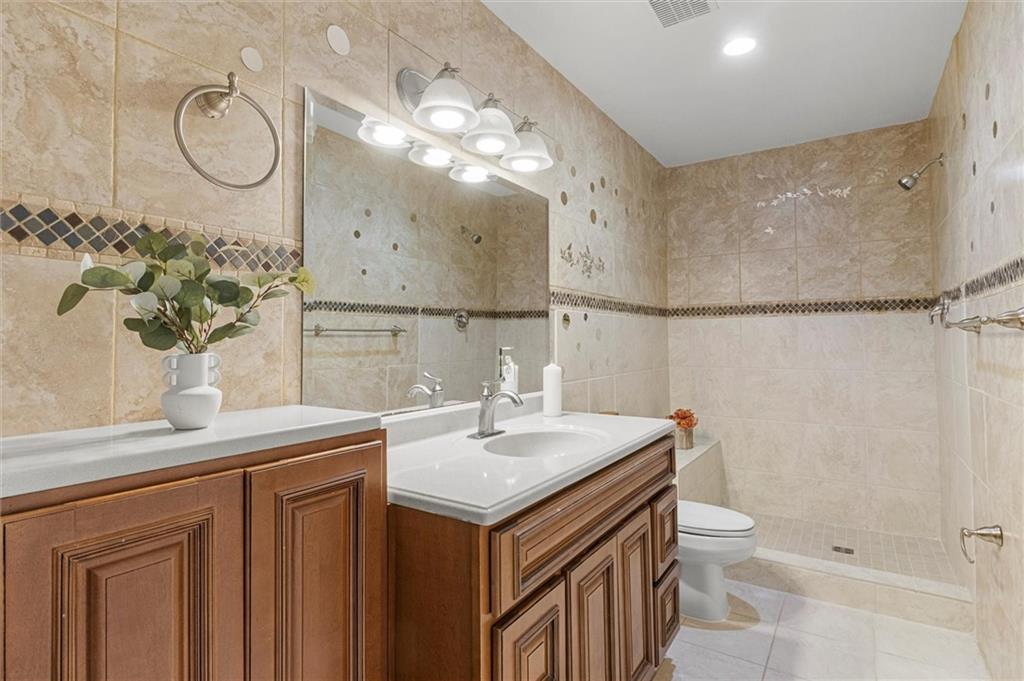 2115 Julien Overlook, Unit 1 Conyers, GA 30012 - Photo 17 of 26