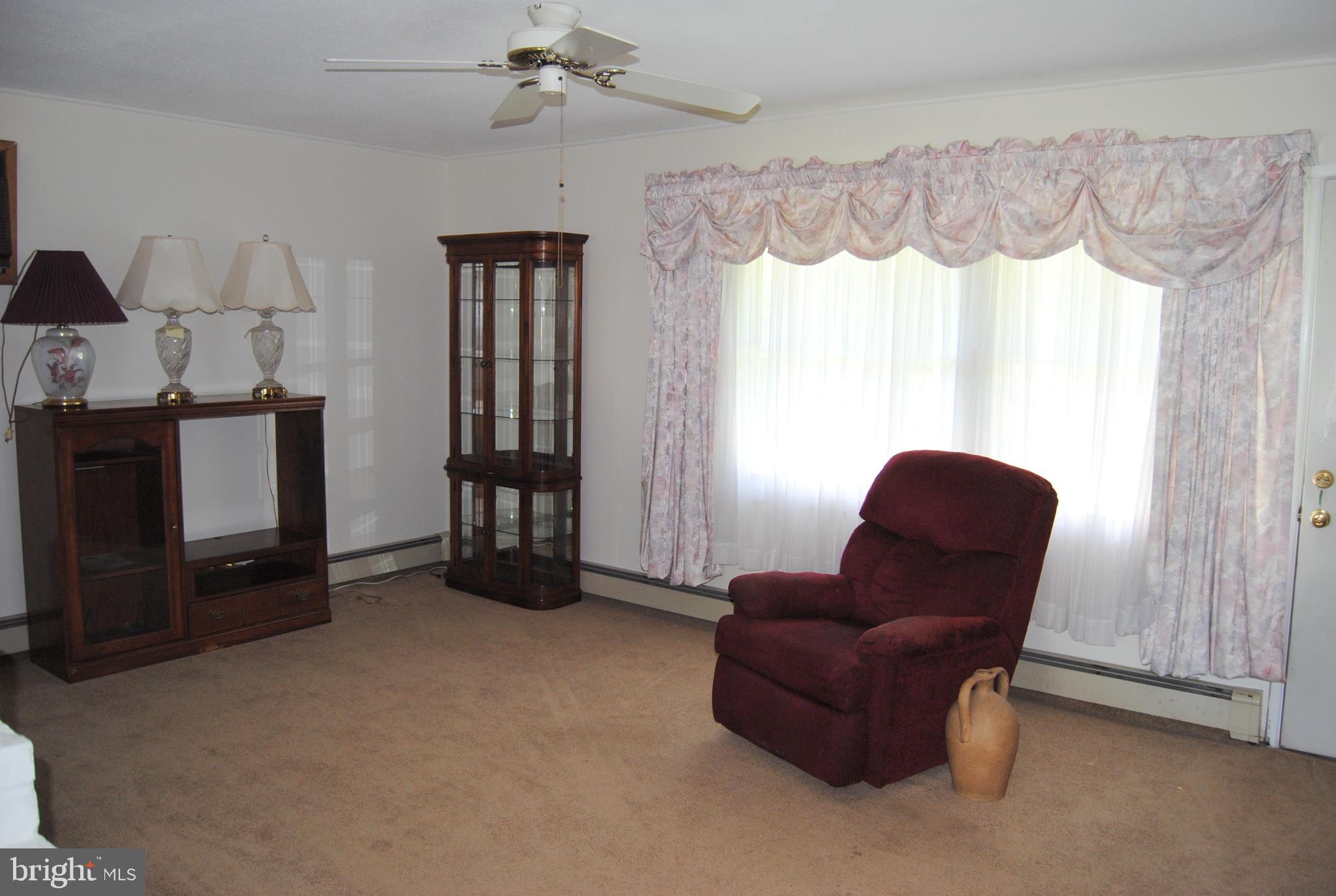 10 Valley Road Levittown, PA 19057 - Photo 18 of 34 Gallery Image 18