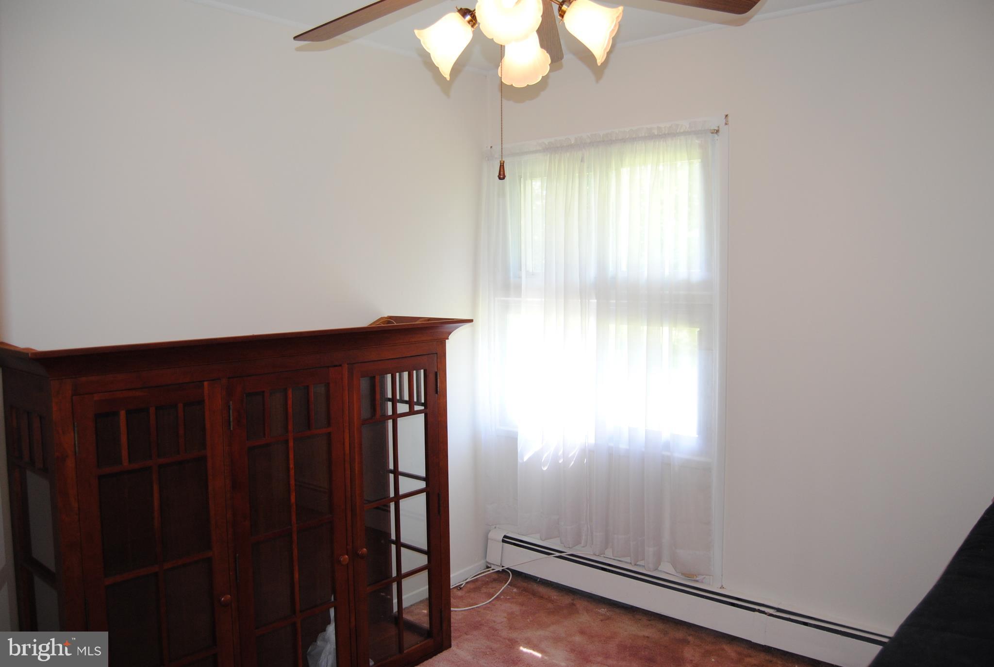 10 Valley Road Levittown, PA 19057 - Photo 26 of 34 Gallery Image 26