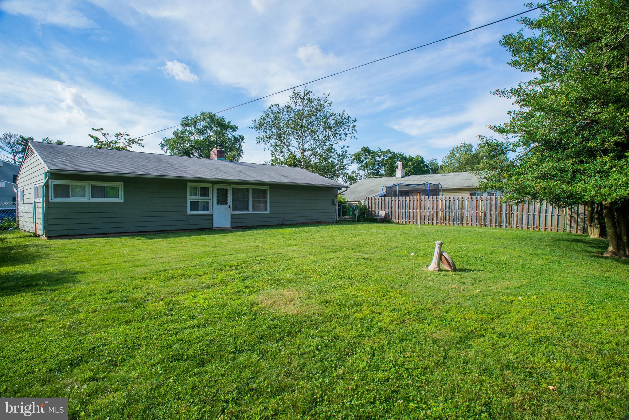 10 Valley Road Levittown, PA 19057 - Photo 32 of 34 Gallery Image 32
