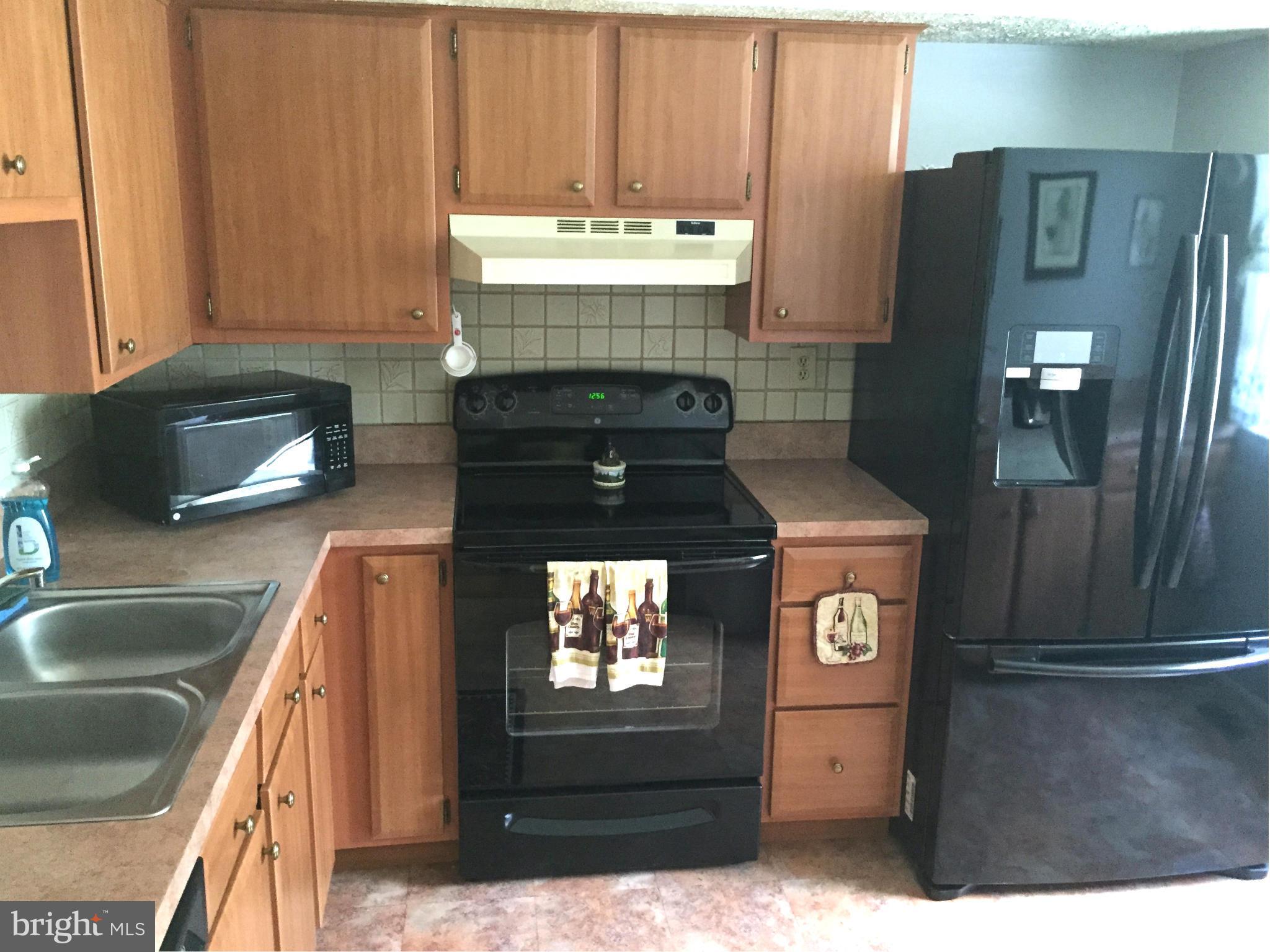 6617 Haydown Court Frederick, MD 21703 - Photo 3 of 12 Kitchen