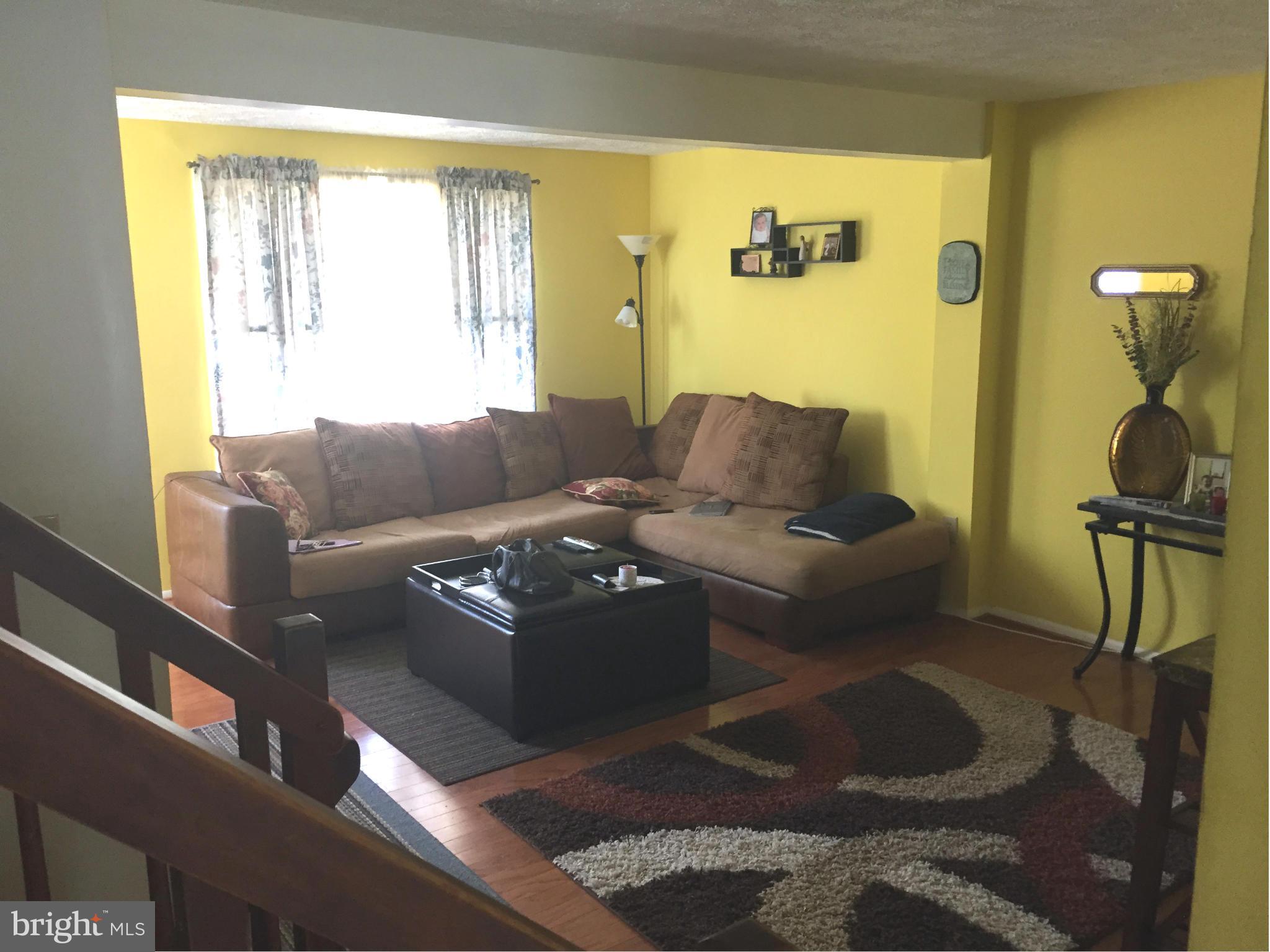 6617 Haydown Court Frederick, MD 21703 - Photo 7 of 12 Living Room