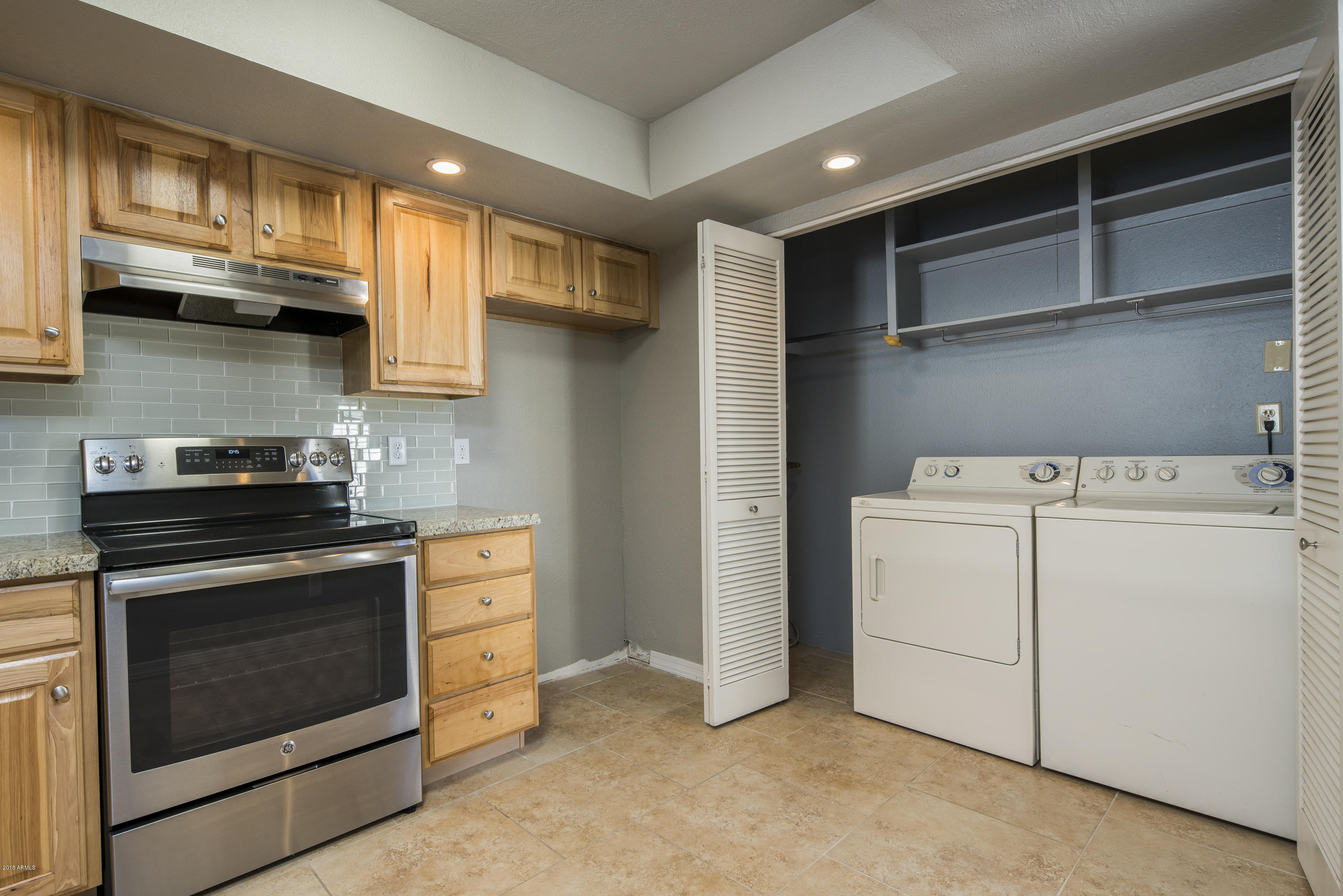 10 West Griswold Road Phoenix, AZ 85021 - Photo 5 of 17 DSC03497