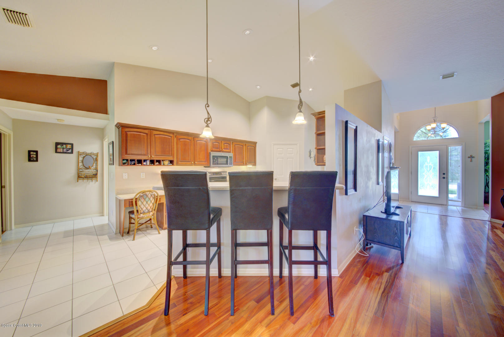 1235 Pemberton Trail Malabar, FL 32950 - Photo 17 of 32 breakfast bar