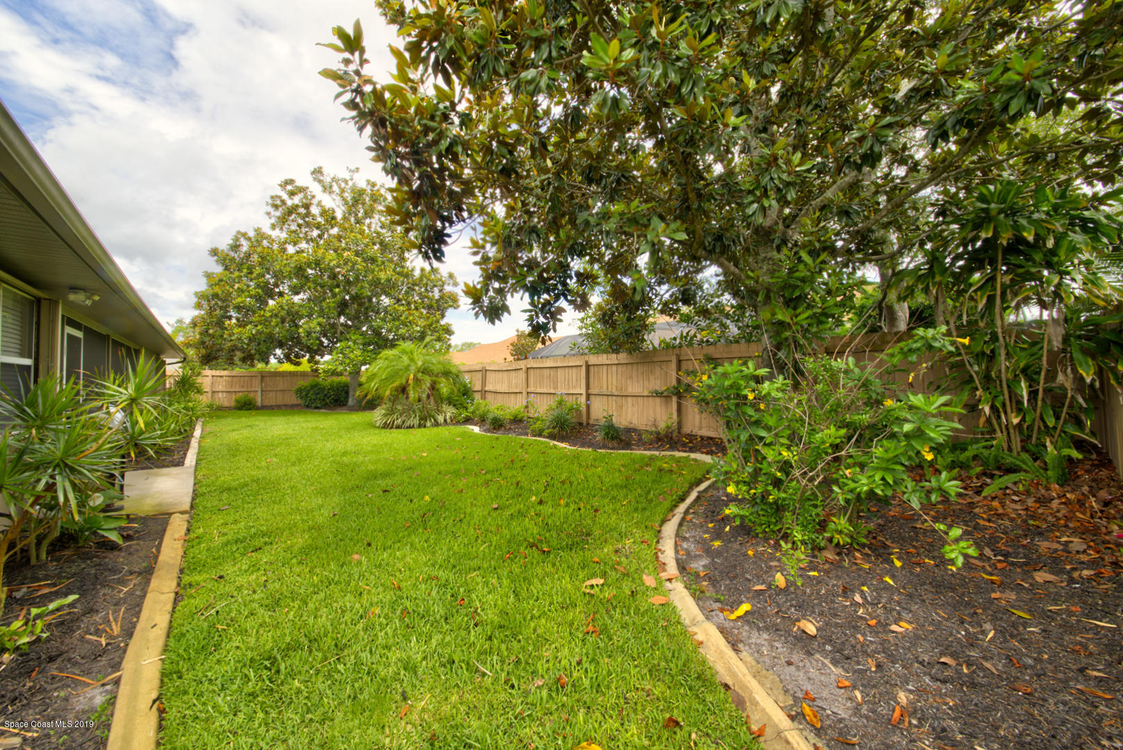 1235 Pemberton Trail Malabar, FL 32950 - Photo 32 of 32 backyard