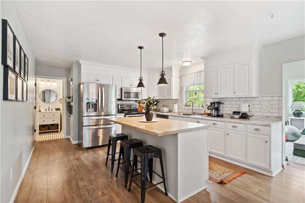 65 Wilson Avenue Cecil, PA 15321 - Photo 13 of 43 This kitchen!!!