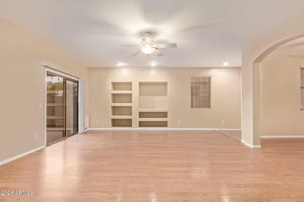 $1,695 | 12522 West Campina Drive, Litchfield Park, AZ 85340