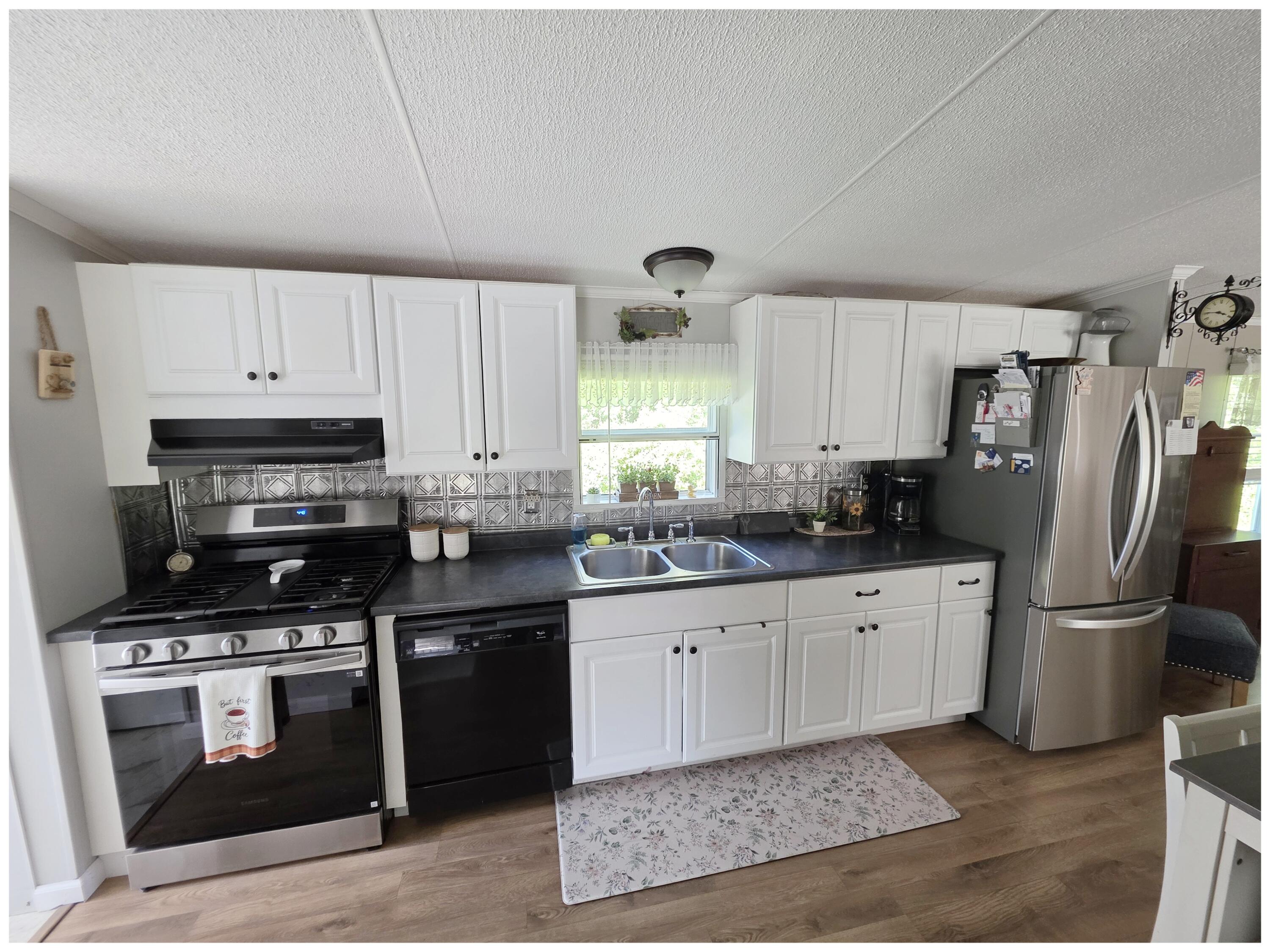 59 Ocean Point Road, Unit 26 Boothbay Harbor, ME 04538 - Photo 8 of 30 20260616_164851