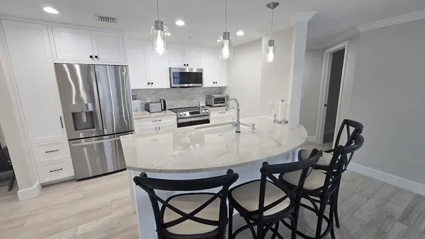 $4,995 | 191 Southeast 20th Avenue, Unit 217, Deerfield Beach, FL 33441