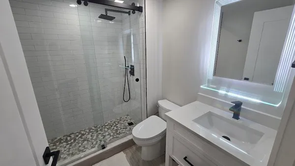 $4,995 | 191 Southeast 20th Avenue, Unit 217, Deerfield Beach, FL 33441
