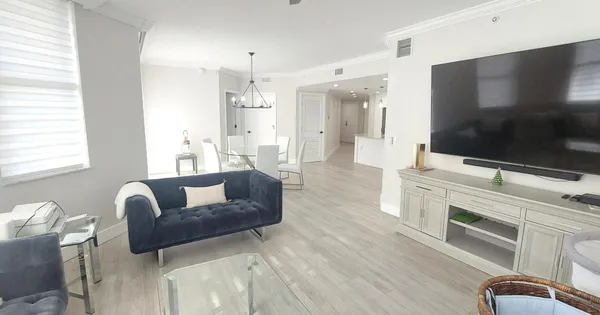 $4,995 | 191 Southeast 20th Avenue, Unit 217, Deerfield Beach, FL 33441