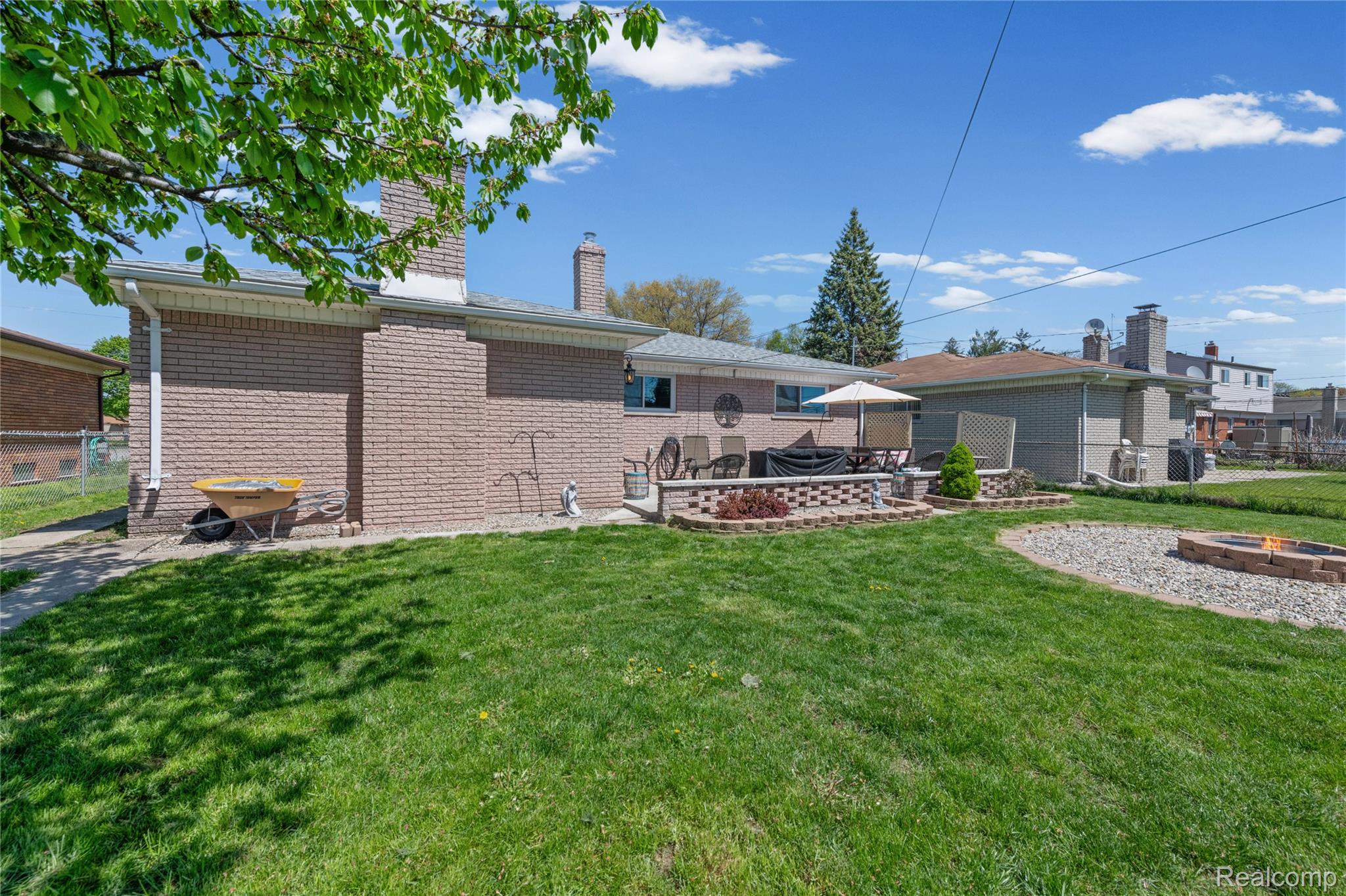 3822 Martin Road Warren, MI 48092 - Photo 32 of 40