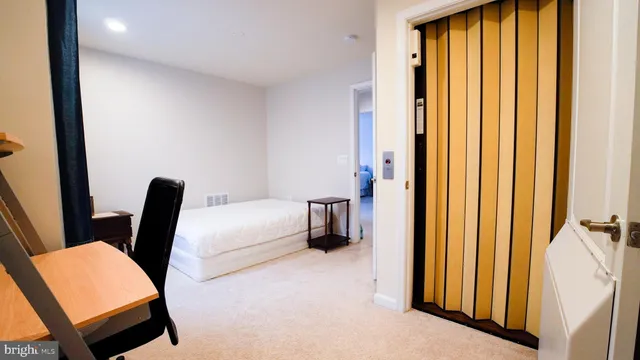 $575,000 | 42577 Sunset Ridge Square, Ashburn, VA 20148